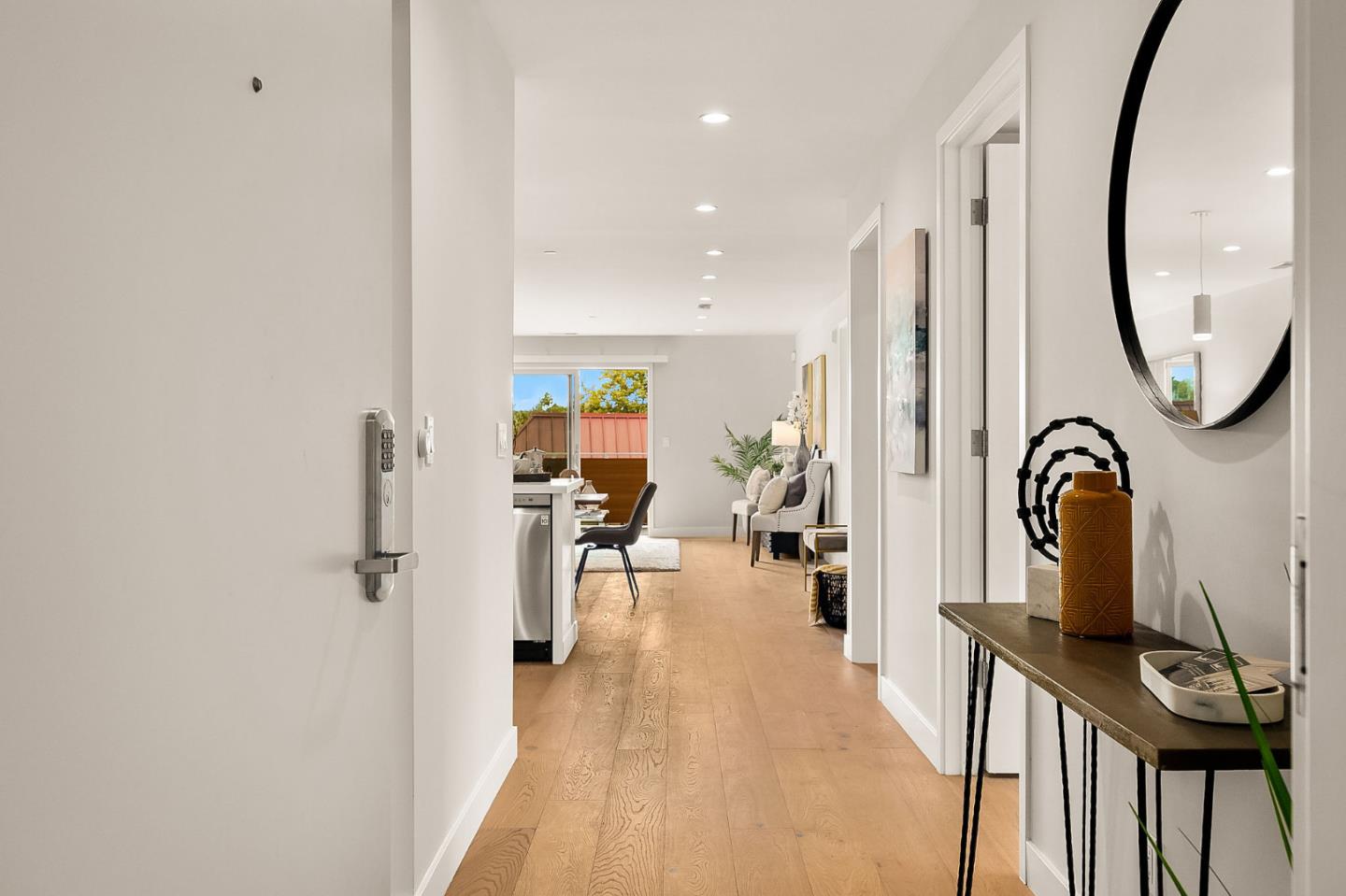 Detail Gallery Image 6 of 21 For 30 Hermosa Ave #201,  Millbrae,  CA 94030 - 2 Beds | 2 Baths