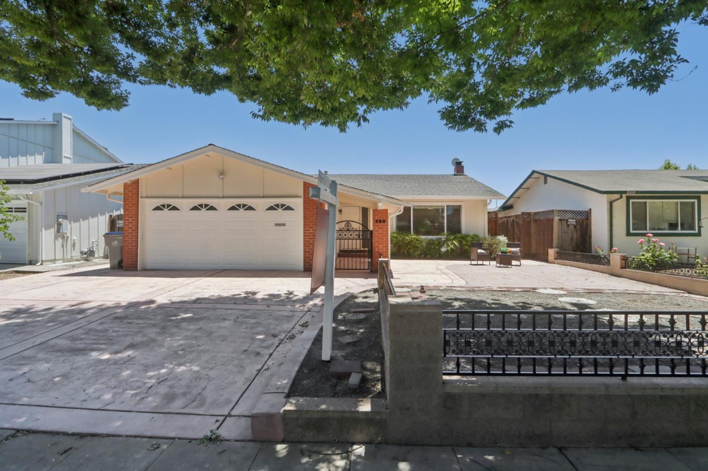 Thumbnail for 390 Bluefield Dr, San Jose, CA 95136