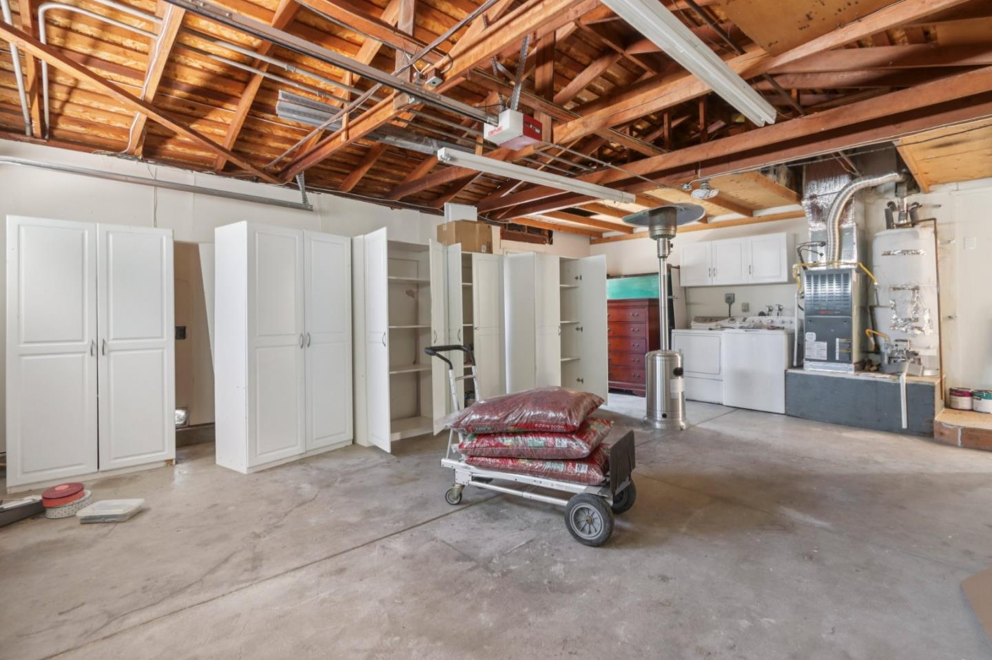 Detail Gallery Image 25 of 31 For 390 Bluefield Dr, San Jose,  CA 95136 - 4 Beds | 2 Baths