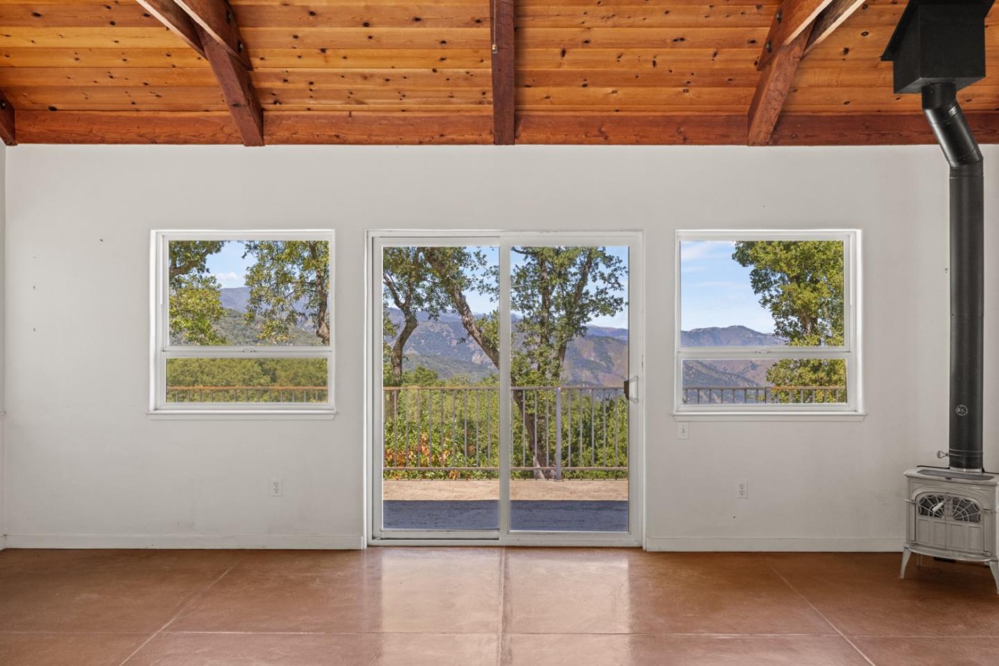 Detail Gallery Image 18 of 50 For 39537 Laurel Springs, Carmel Valley,  CA 93924 - 2 Beds | 3 Baths