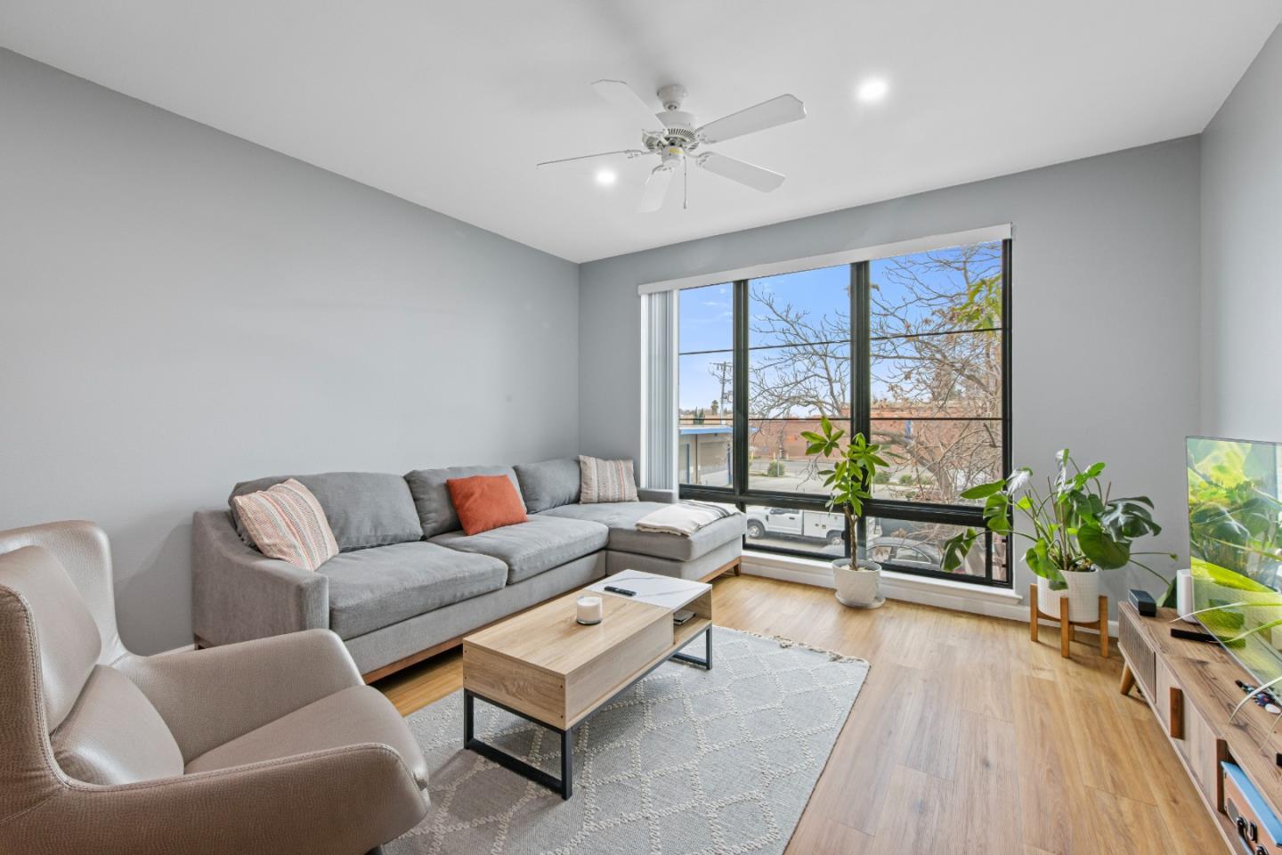 Detail Gallery Image 11 of 30 For 1060 S 3rd St #233,  San Jose,  CA 95112 - 1 Beds | 1 Baths