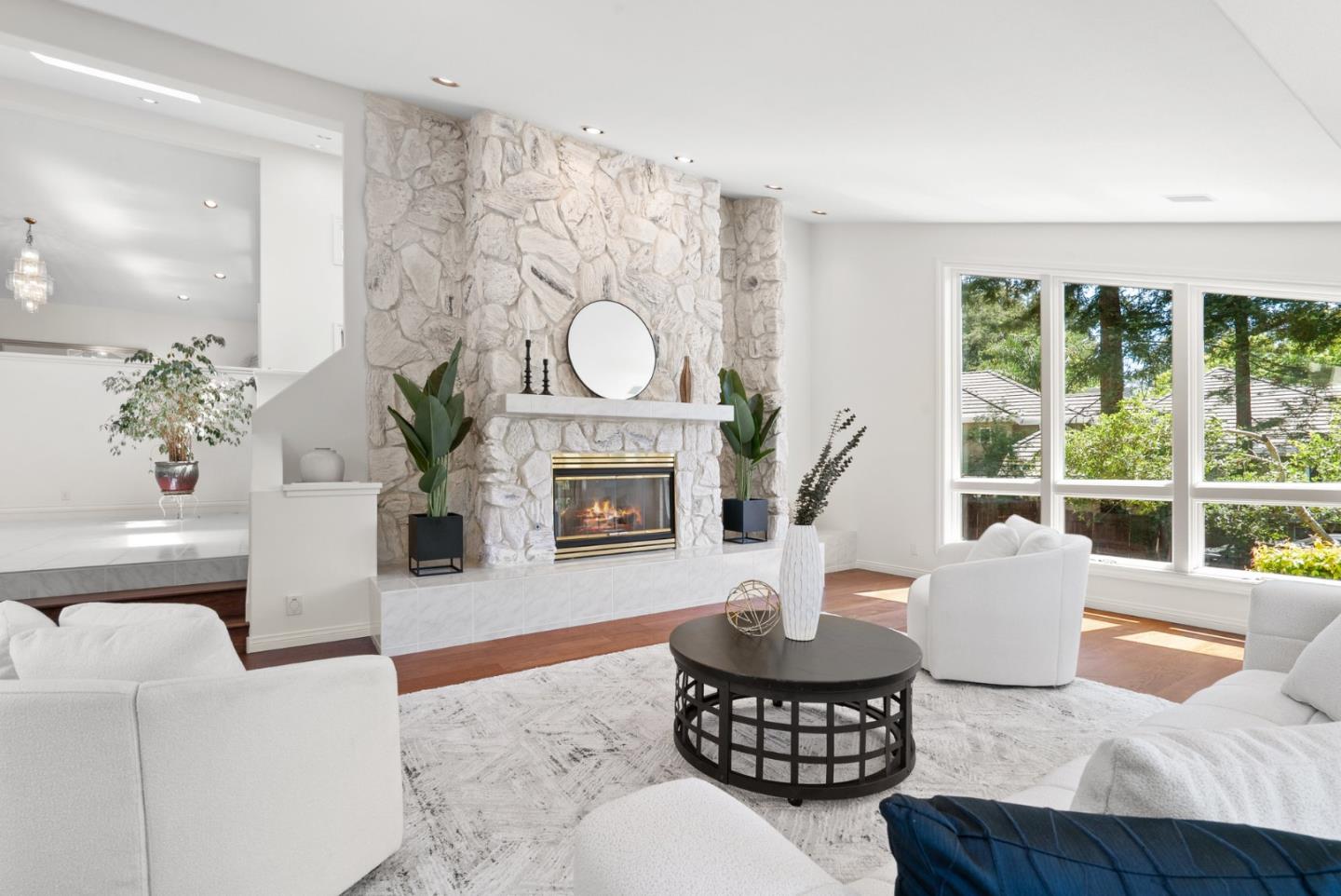 Detail Gallery Image 21 of 117 For 29 Kite Hill Rd, Santa Cruz,  CA 95060 - 3 Beds | 2/1 Baths