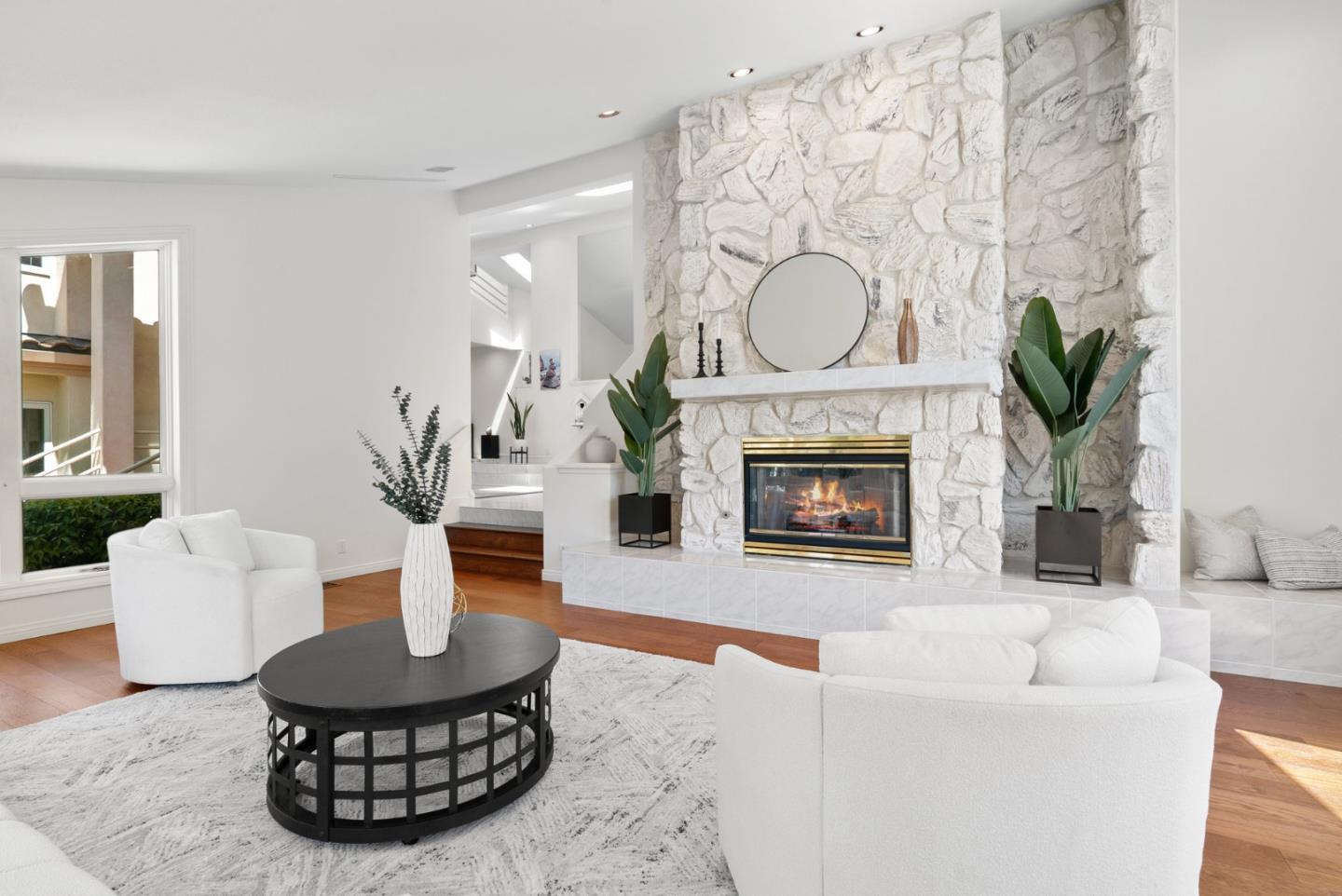 Detail Gallery Image 22 of 117 For 29 Kite Hill Rd, Santa Cruz,  CA 95060 - 3 Beds | 2/1 Baths