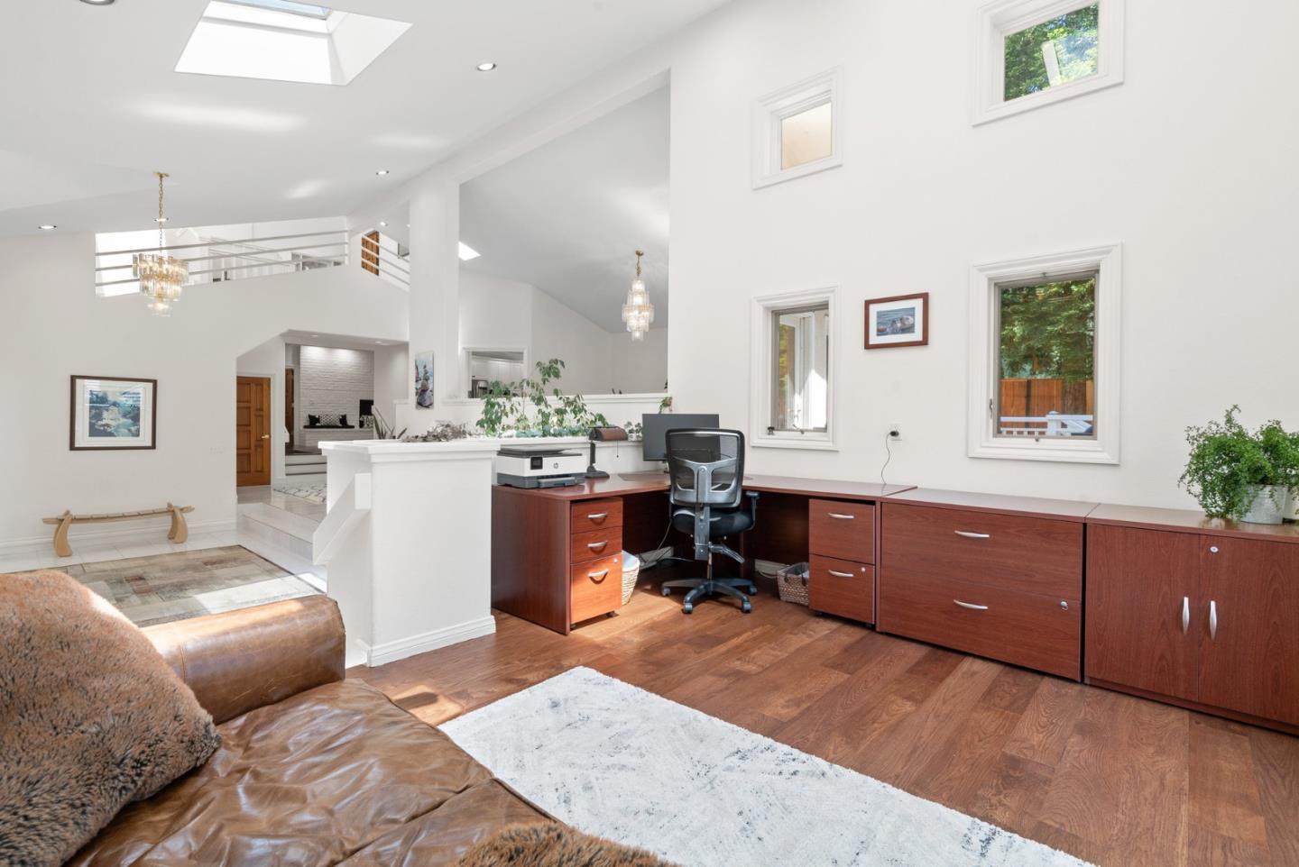 Detail Gallery Image 23 of 117 For 29 Kite Hill Rd, Santa Cruz,  CA 95060 - 3 Beds | 2/1 Baths