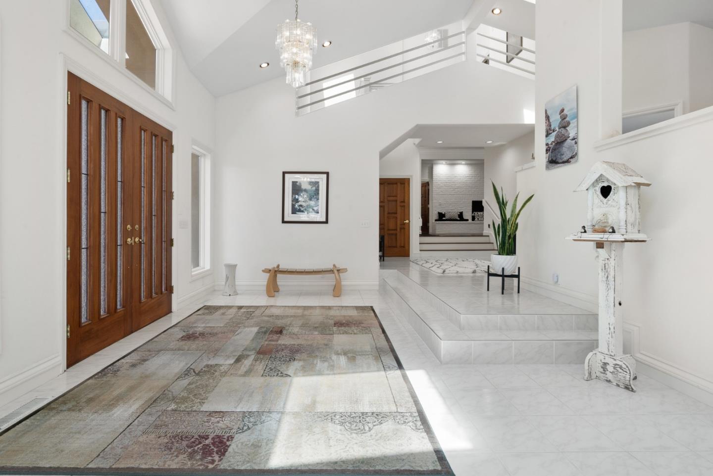 Detail Gallery Image 3 of 117 For 29 Kite Hill Rd, Santa Cruz,  CA 95060 - 3 Beds | 2/1 Baths