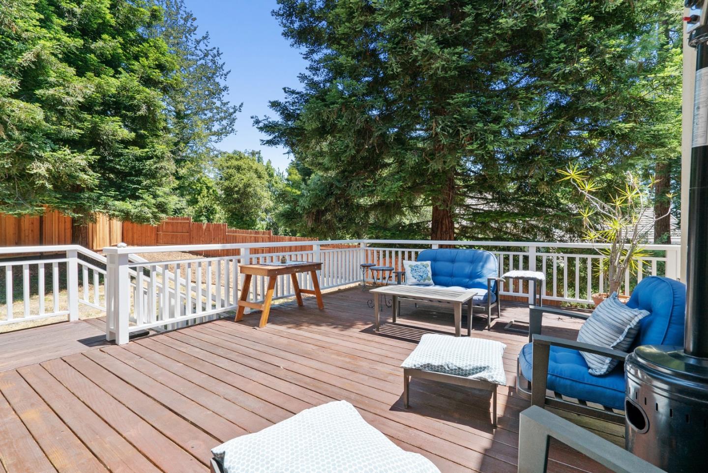 Detail Gallery Image 42 of 117 For 29 Kite Hill Rd, Santa Cruz,  CA 95060 - 3 Beds | 2/1 Baths