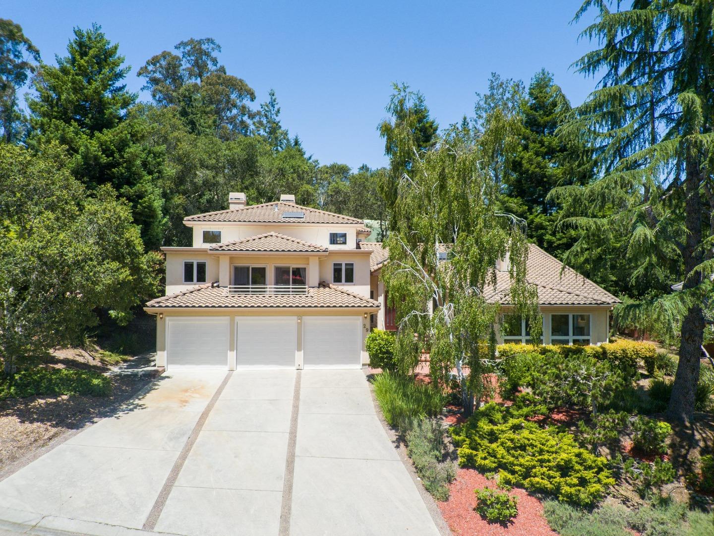Detail Gallery Image 49 of 117 For 29 Kite Hill Rd, Santa Cruz,  CA 95060 - 3 Beds | 2/1 Baths
