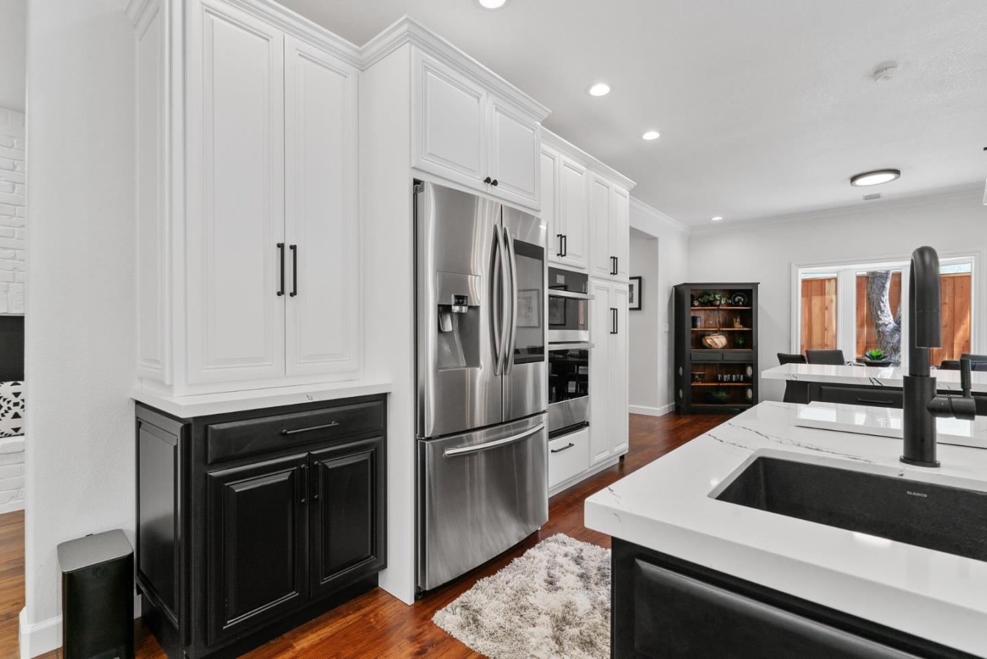 Detail Gallery Image 8 of 117 For 29 Kite Hill Rd, Santa Cruz,  CA 95060 - 3 Beds | 2/1 Baths