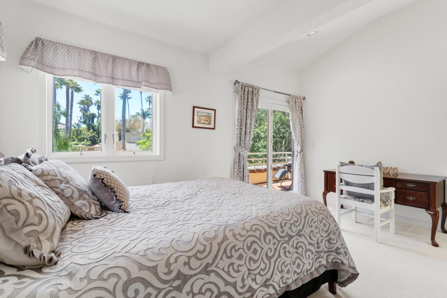 Detail Gallery Image 86 of 117 For 29 Kite Hill Rd, Santa Cruz,  CA 95060 - 3 Beds | 2/1 Baths