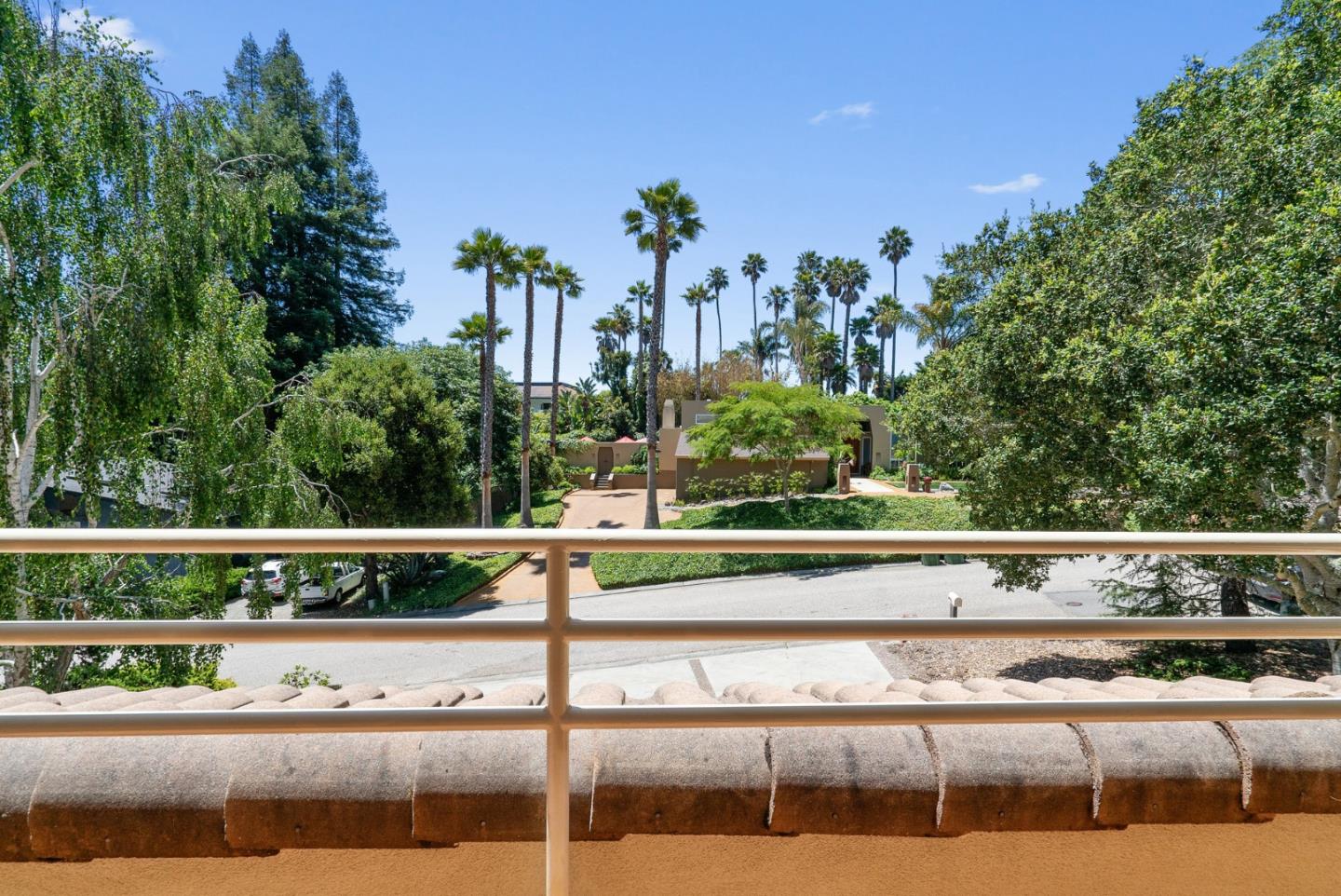 Detail Gallery Image 88 of 117 For 29 Kite Hill Rd, Santa Cruz,  CA 95060 - 3 Beds | 2/1 Baths