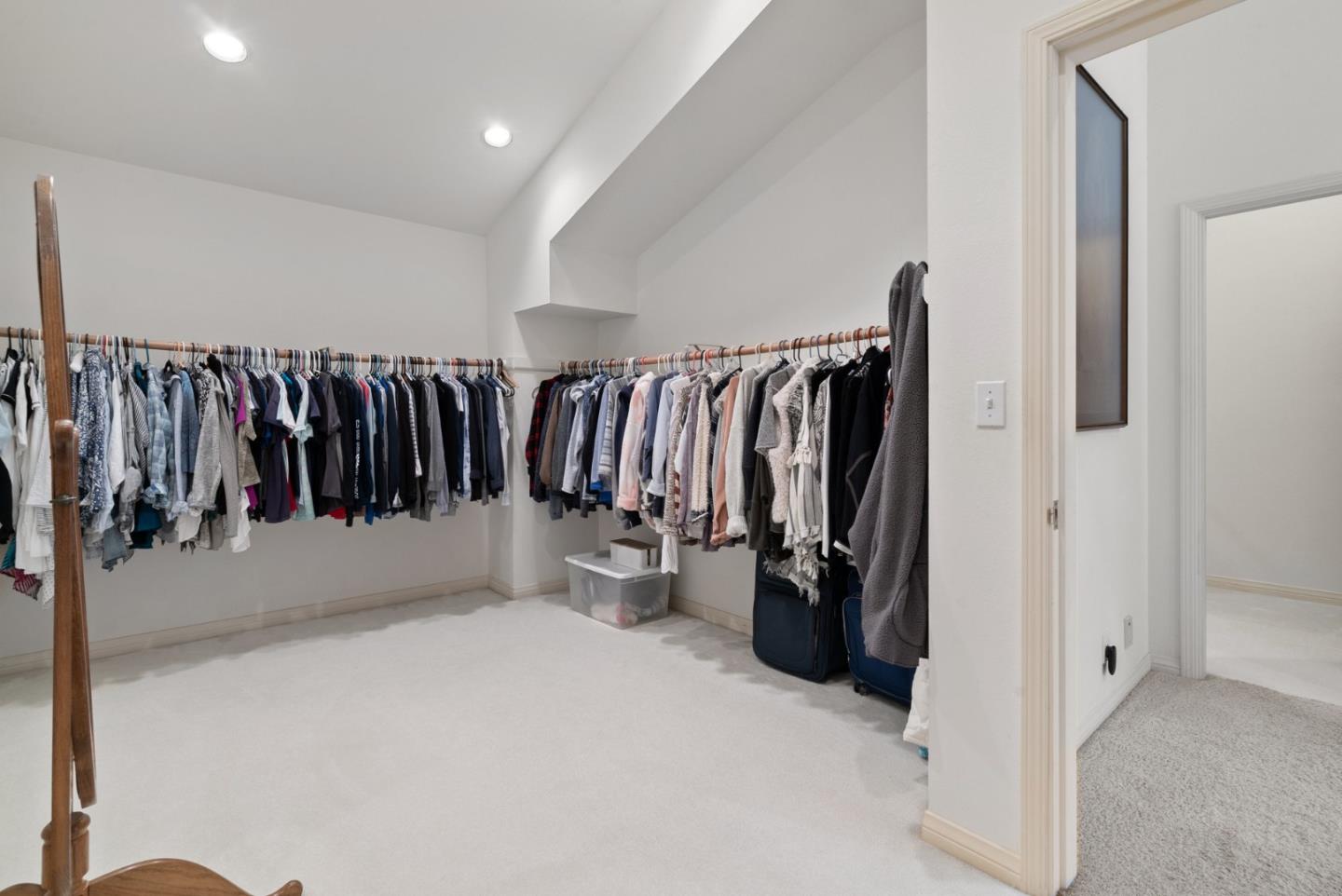 Detail Gallery Image 91 of 117 For 29 Kite Hill Rd, Santa Cruz,  CA 95060 - 3 Beds | 2/1 Baths
