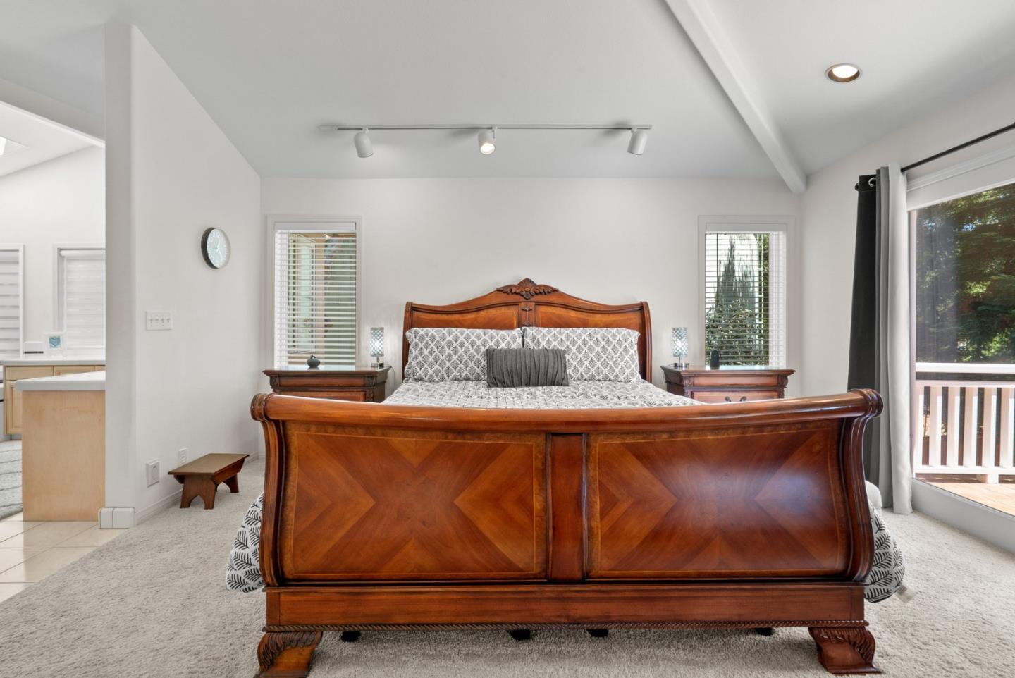 Detail Gallery Image 96 of 117 For 29 Kite Hill Rd, Santa Cruz,  CA 95060 - 3 Beds | 2/1 Baths