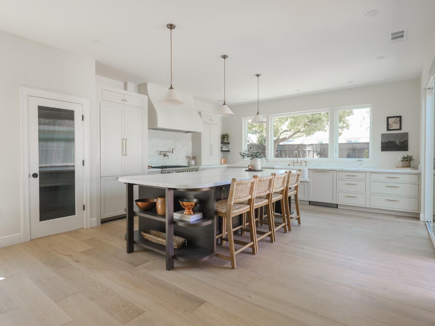 Detail Gallery Image 14 of 40 For 362 Topaz St, Redwood City,  CA 94062 - 4 Beds | 3 Baths