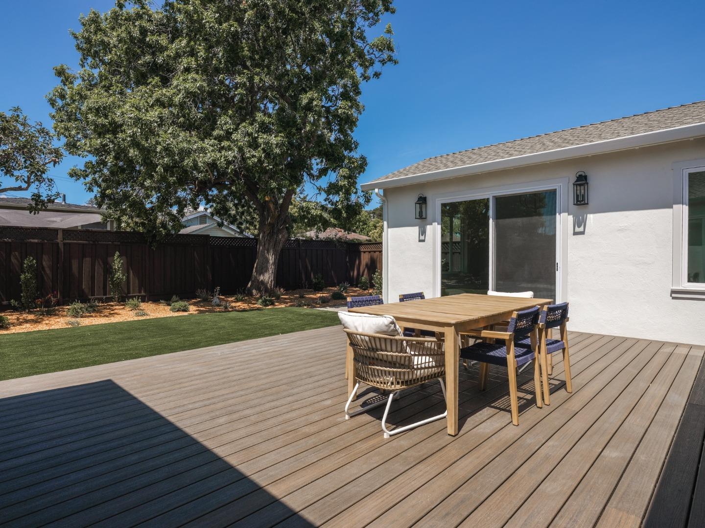 Detail Gallery Image 35 of 40 For 362 Topaz St, Redwood City,  CA 94062 - 4 Beds | 3 Baths