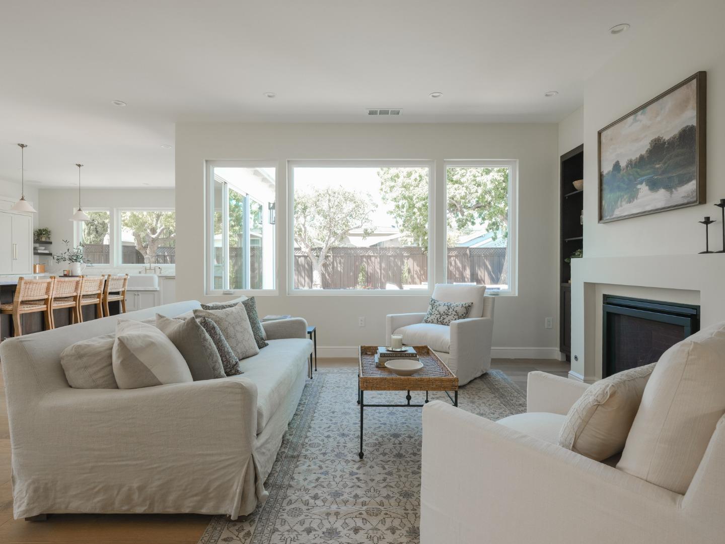 Detail Gallery Image 7 of 40 For 362 Topaz St, Redwood City,  CA 94062 - 4 Beds | 3 Baths