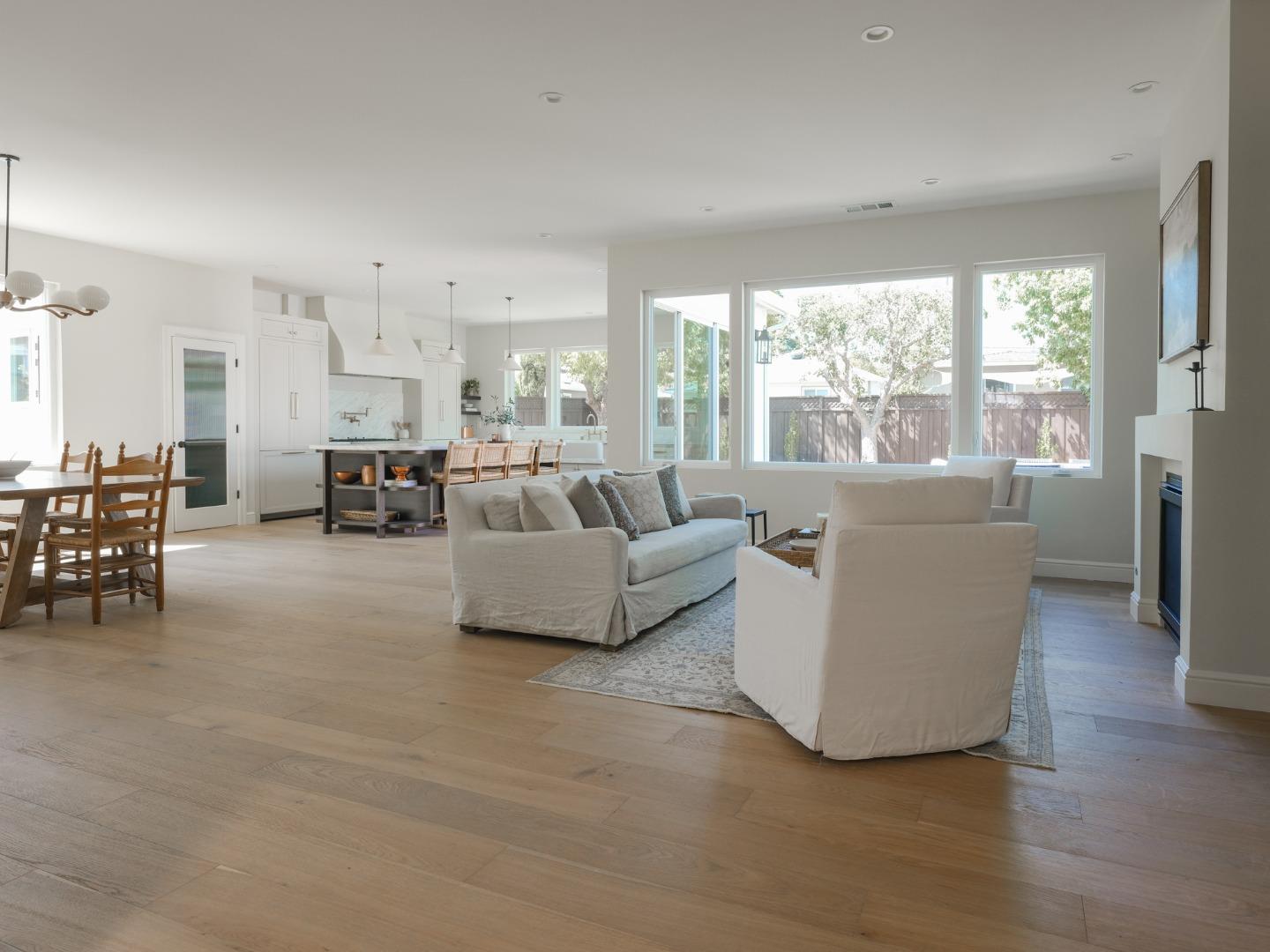 Detail Gallery Image 9 of 40 For 362 Topaz St, Redwood City,  CA 94062 - 4 Beds | 3 Baths
