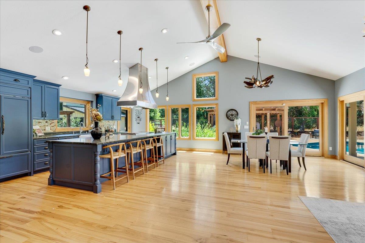 Detail Gallery Image 11 of 64 For 21400 Tierra Grande Ct, San Jose,  CA 95120 - 4 Beds | 3 Baths