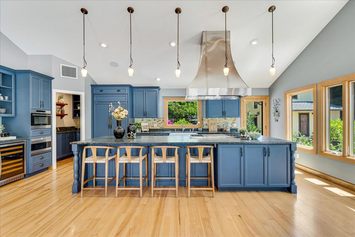 Detail Gallery Image 12 of 64 For 21400 Tierra Grande Ct, San Jose,  CA 95120 - 4 Beds | 3 Baths
