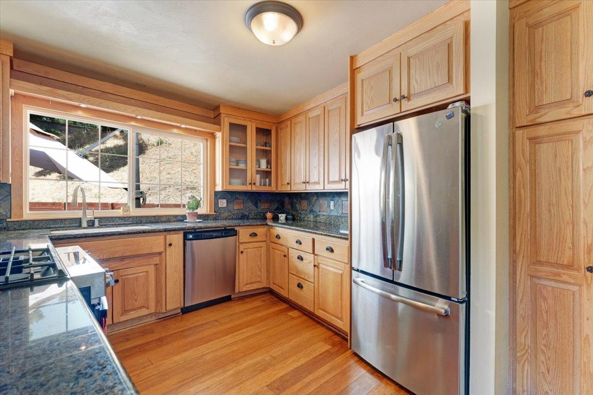Detail Gallery Image 21 of 41 For 335 Hallsons Ln, Ben Lomond,  CA 95005 - 3 Beds | 2 Baths