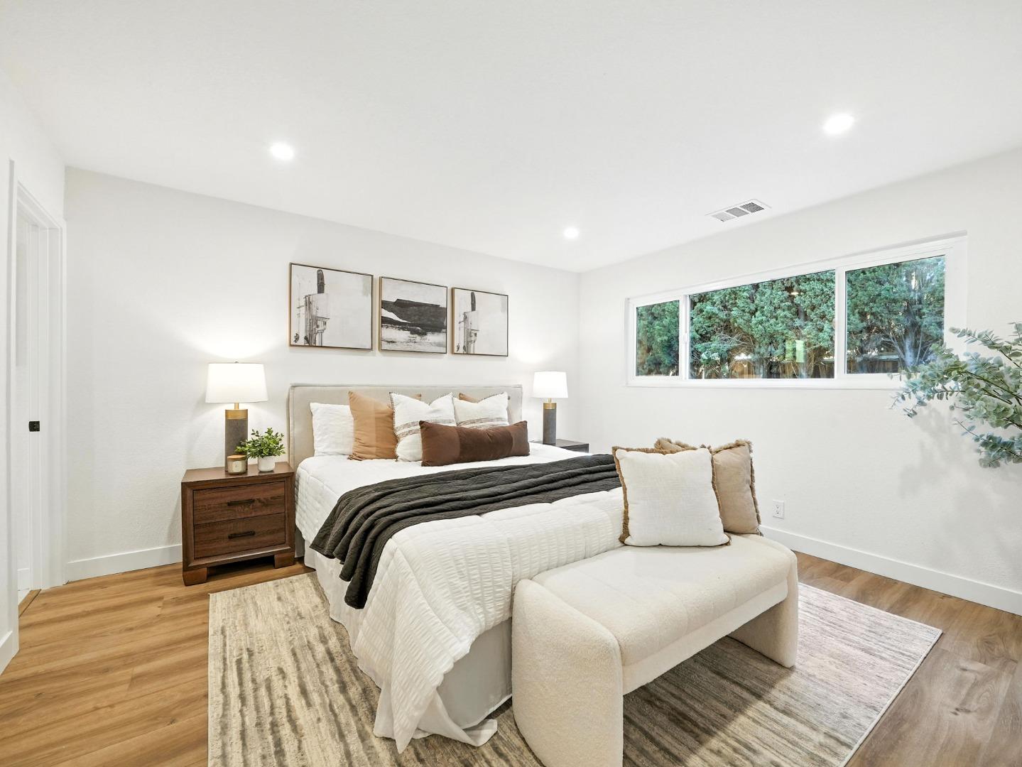 Detail Gallery Image 21 of 31 For 1438 Peaceful Glen Ct, San Jose,  CA 95121 - 3 Beds | 2 Baths