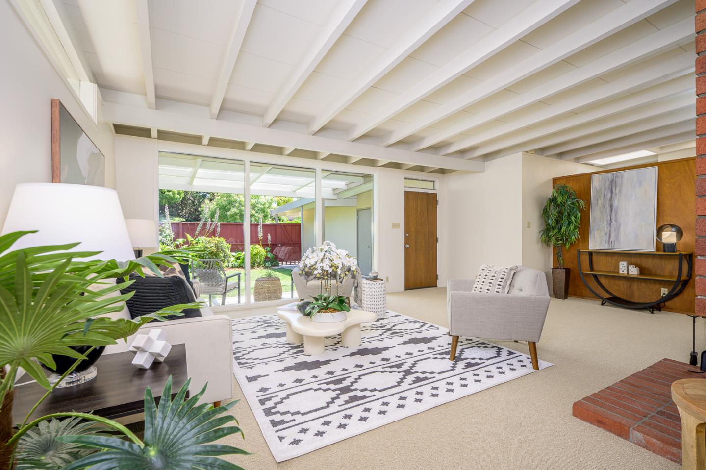 Detail Gallery Image 10 of 57 For 3129 Stelling Dr, Palo Alto,  CA 94303 - 3 Beds | 2 Baths