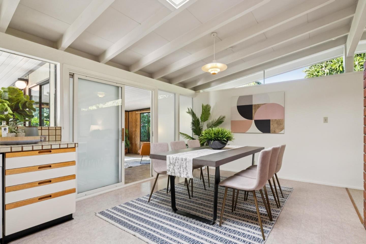 Detail Gallery Image 17 of 57 For 3129 Stelling Dr, Palo Alto,  CA 94303 - 3 Beds | 2 Baths