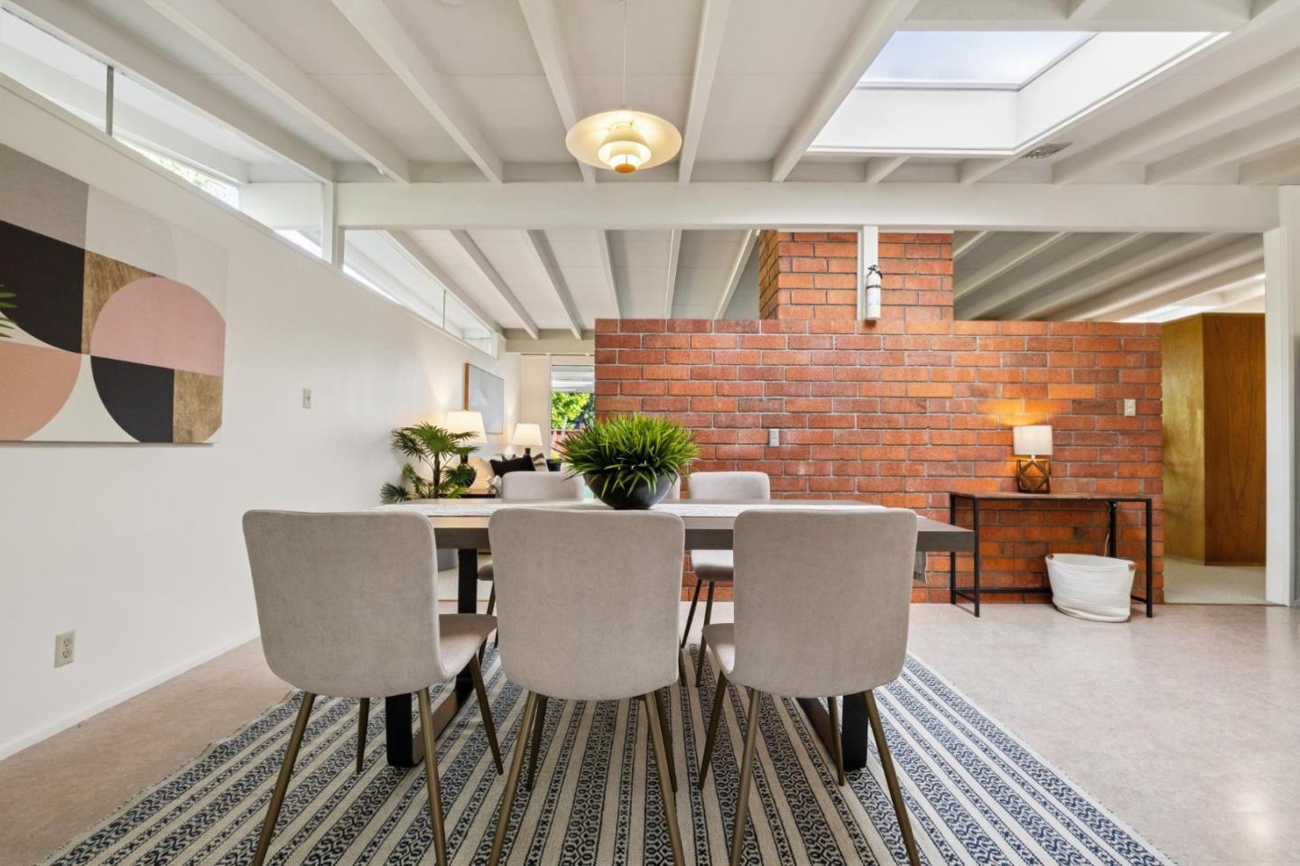 Detail Gallery Image 18 of 57 For 3129 Stelling Dr, Palo Alto,  CA 94303 - 3 Beds | 2 Baths