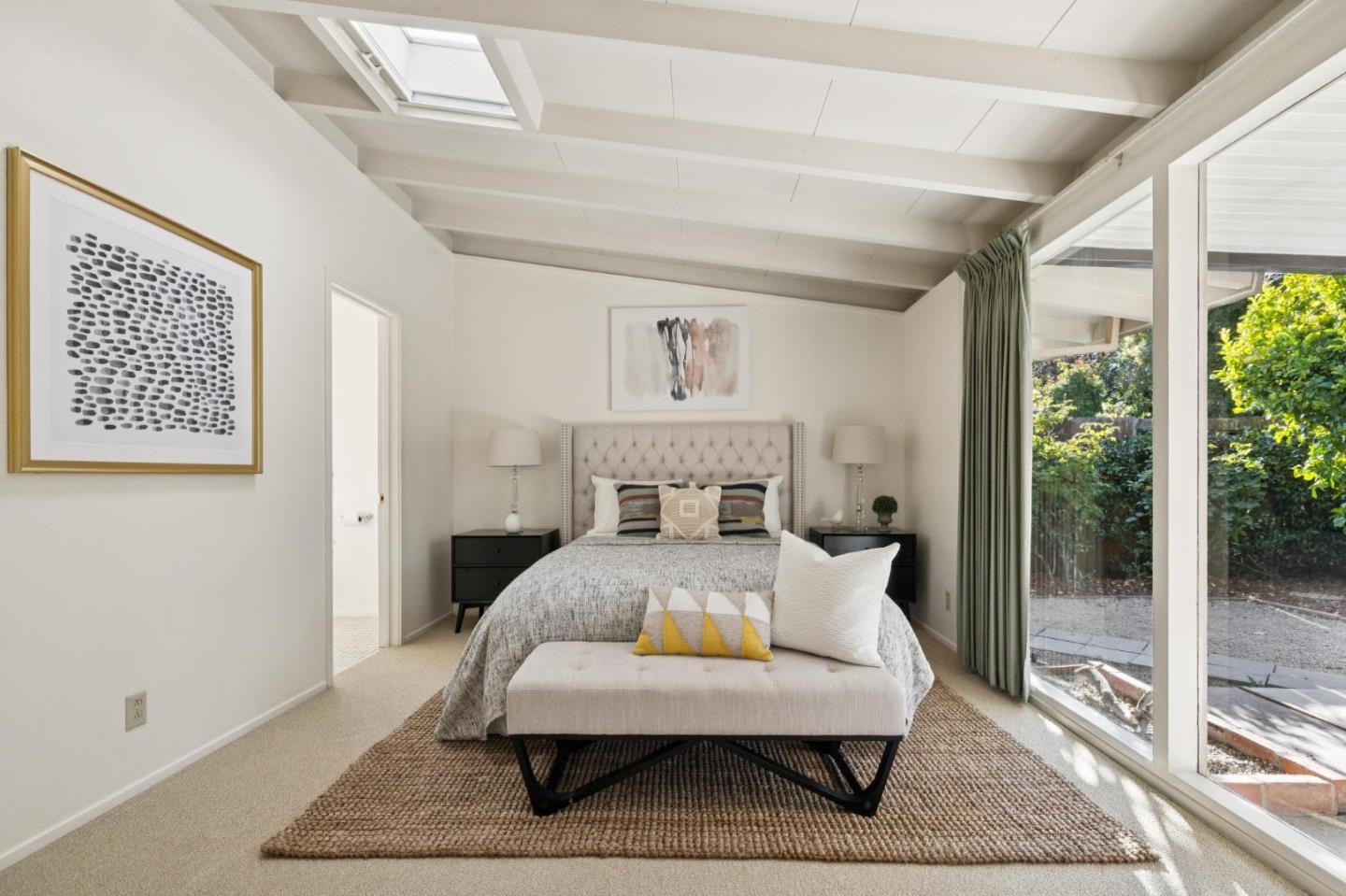 Detail Gallery Image 31 of 57 For 3129 Stelling Dr, Palo Alto,  CA 94303 - 3 Beds | 2 Baths
