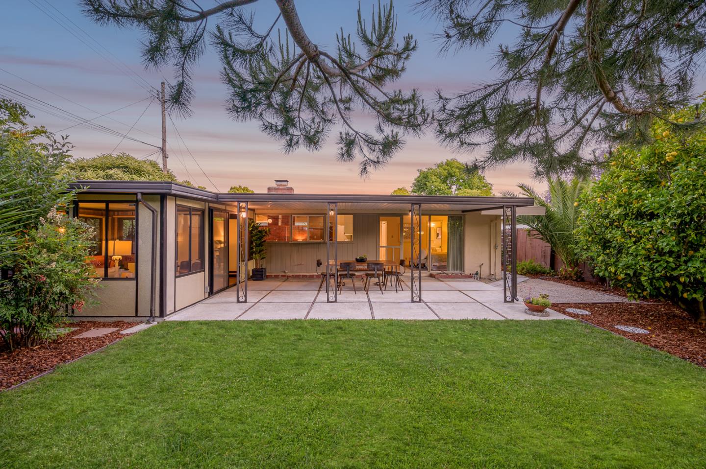 Detail Gallery Image 43 of 57 For 3129 Stelling Dr, Palo Alto,  CA 94303 - 3 Beds | 2 Baths