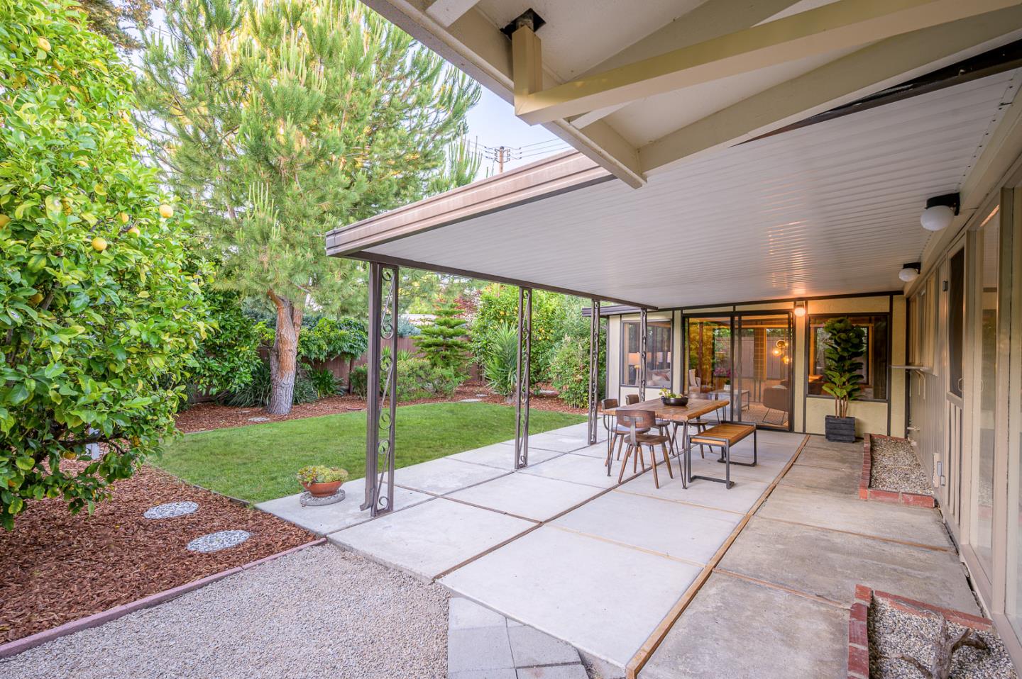 Detail Gallery Image 46 of 57 For 3129 Stelling Dr, Palo Alto,  CA 94303 - 3 Beds | 2 Baths