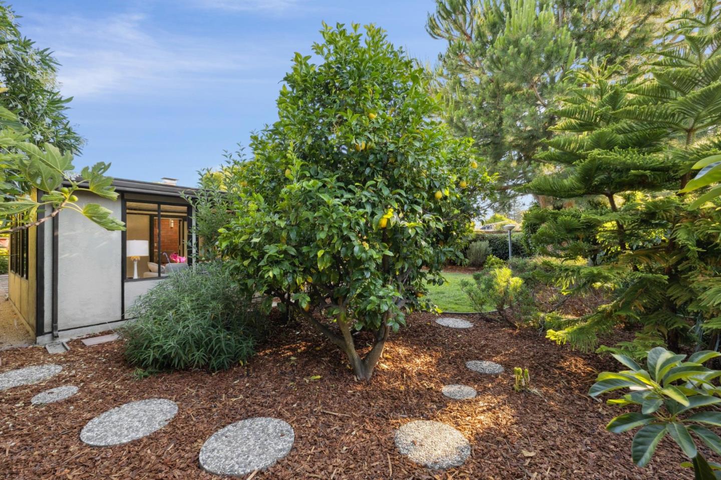 Detail Gallery Image 55 of 57 For 3129 Stelling Dr, Palo Alto,  CA 94303 - 3 Beds | 2 Baths