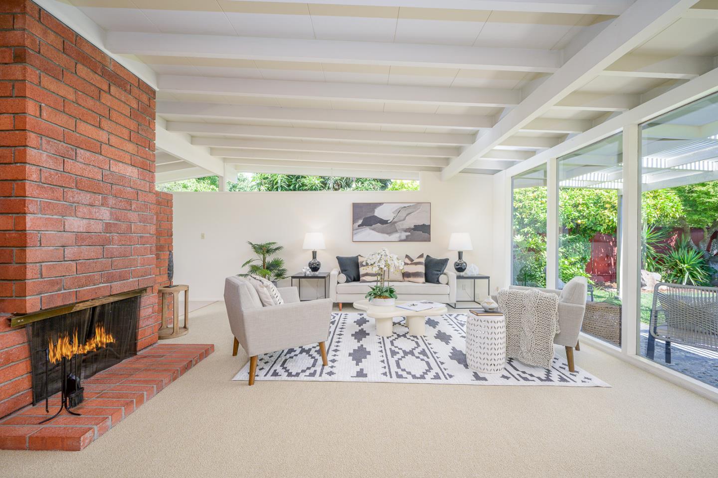 Detail Gallery Image 9 of 57 For 3129 Stelling Dr, Palo Alto,  CA 94303 - 3 Beds | 2 Baths
