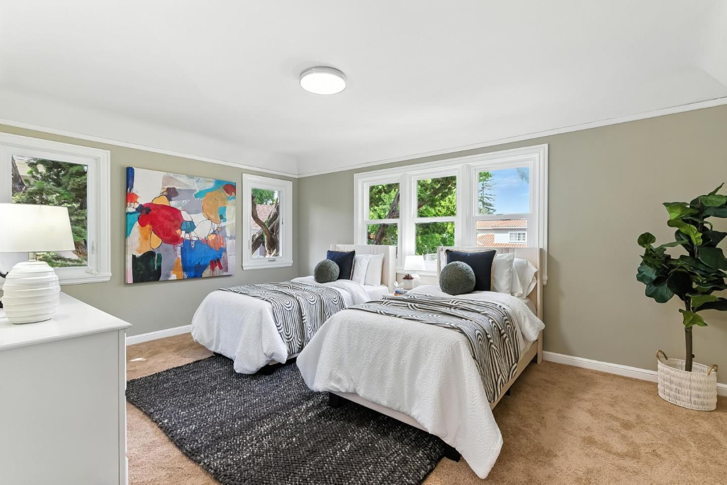 Detail Gallery Image 12 of 28 For 1535 Bernal Ave, Burlingame,  CA 94010 - 4 Beds | 3/1 Baths