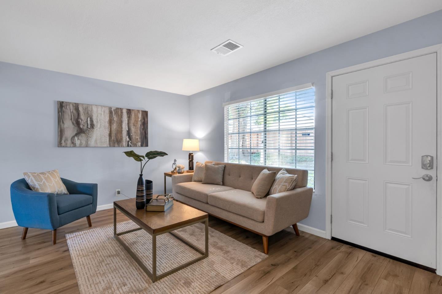 Detail Gallery Image 2 of 22 For 5392 Deodara Grove Ct, San Jose,  CA 95123 - 2 Beds | 1/1 Baths