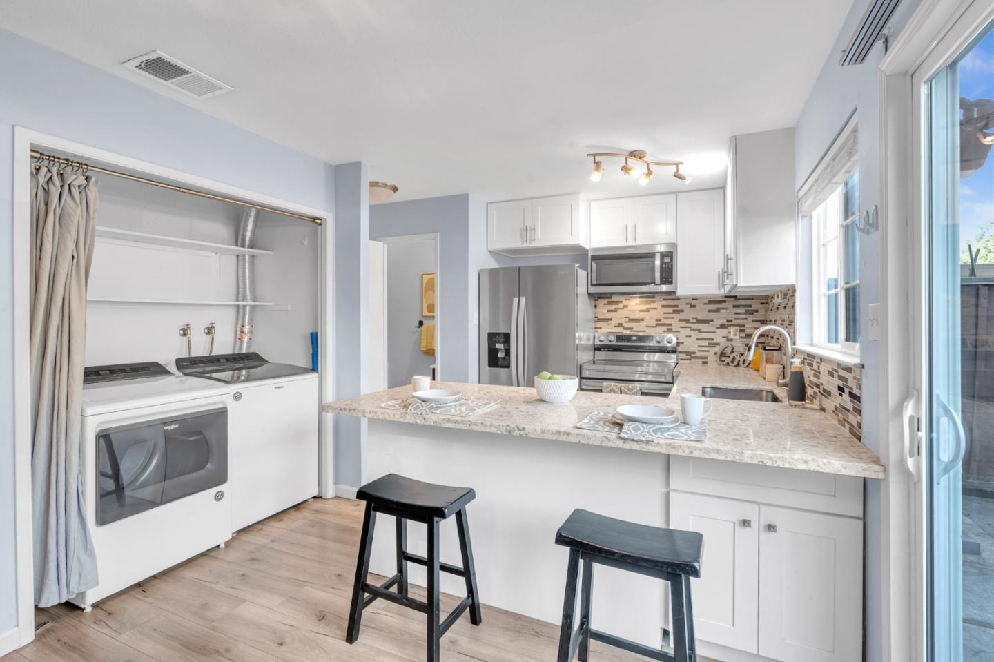 Detail Gallery Image 5 of 22 For 5392 Deodara Grove Ct, San Jose,  CA 95123 - 2 Beds | 1/1 Baths
