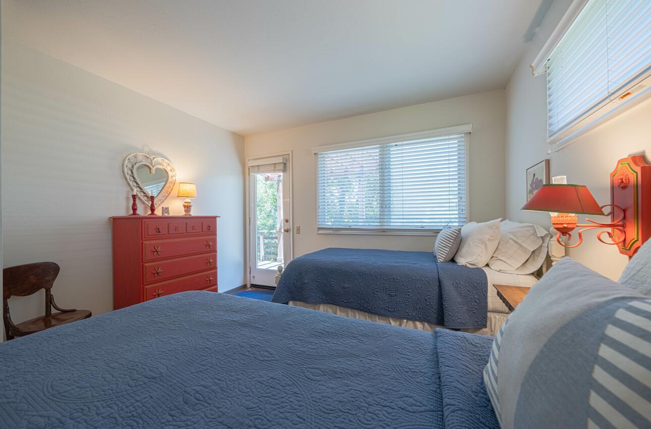 Detail Gallery Image 23 of 29 For 26265 Valley View Ave, Carmel,  CA 93923 - 2 Beds | 2 Baths