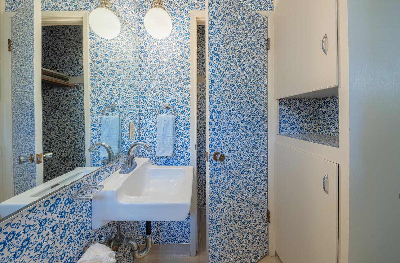 Detail Gallery Image 26 of 29 For 26265 Valley View Ave, Carmel,  CA 93923 - 2 Beds | 2 Baths