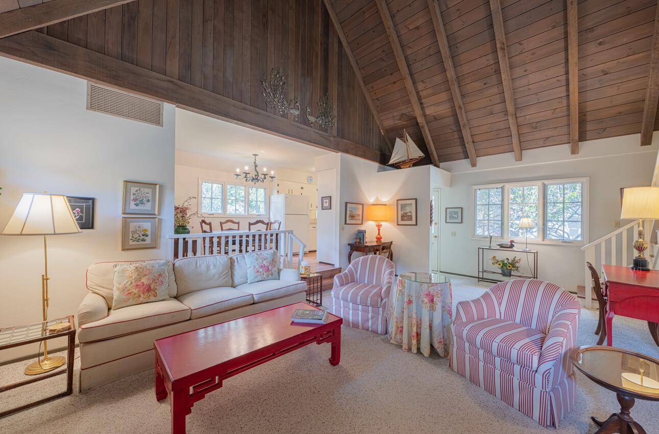 Detail Gallery Image 6 of 29 For 26265 Valley View Ave, Carmel,  CA 93923 - 2 Beds | 2 Baths