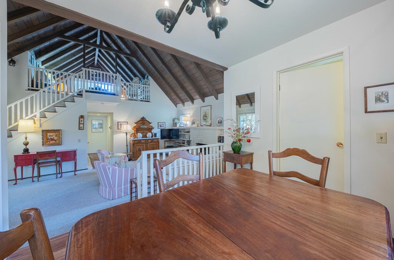 Detail Gallery Image 7 of 29 For 26265 Valley View Ave, Carmel,  CA 93923 - 2 Beds | 2 Baths