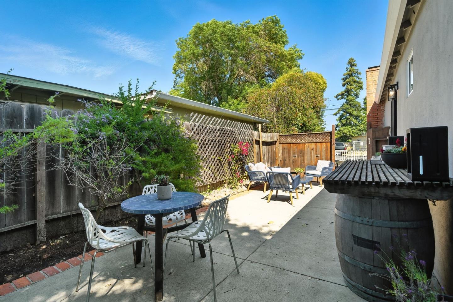 Detail Gallery Image 25 of 43 For 449 2nd Ave, Redwood City,  CA 94063 - 3 Beds | 1 Baths
