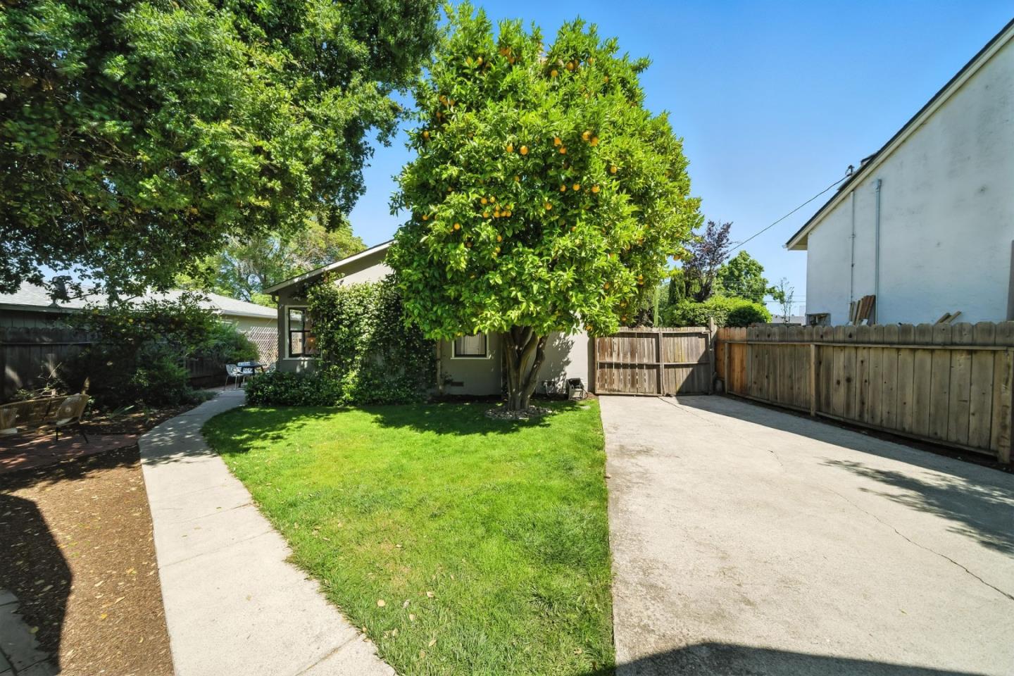 Detail Gallery Image 35 of 43 For 449 2nd Ave, Redwood City,  CA 94063 - 3 Beds | 1 Baths