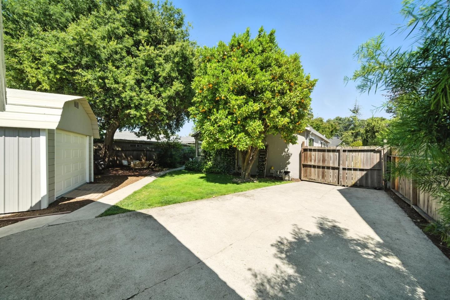 Detail Gallery Image 36 of 43 For 449 2nd Ave, Redwood City,  CA 94063 - 3 Beds | 1 Baths