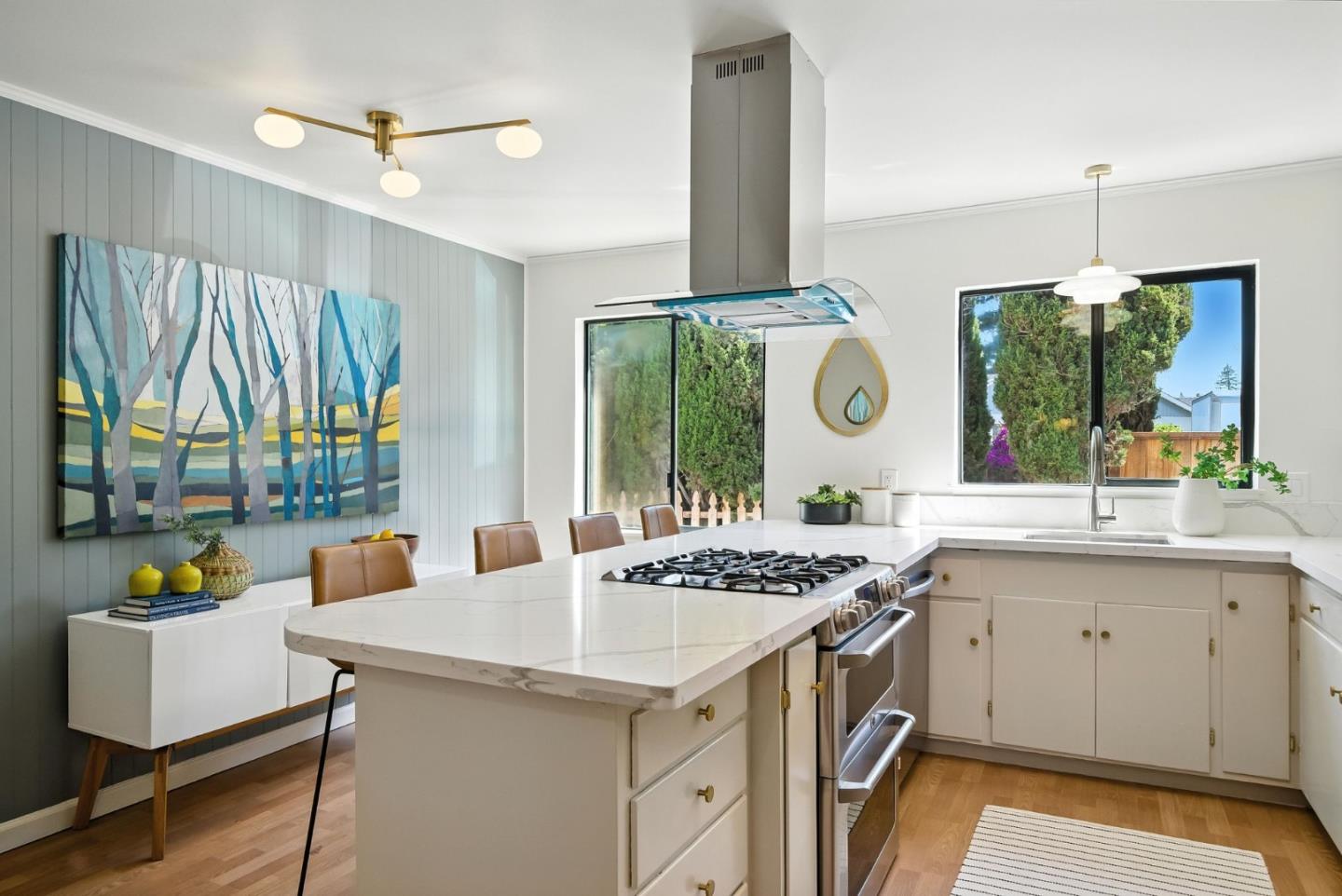 Detail Gallery Image 4 of 43 For 449 2nd Ave, Redwood City,  CA 94063 - 3 Beds | 1 Baths