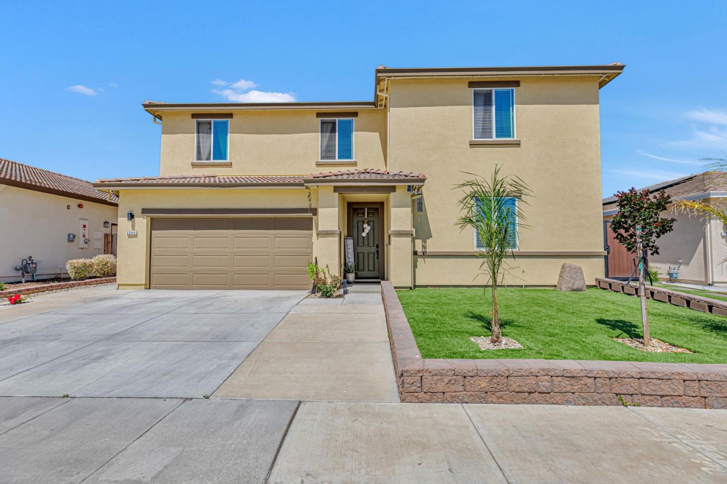2340 Hibiscus DR, Hollister CA 95023