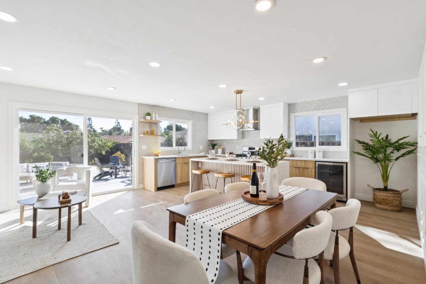 Detail Gallery Image 14 of 36 For 1061 Fairbrook Ct, San Jose,  CA 95132 - 4 Beds | 2 Baths