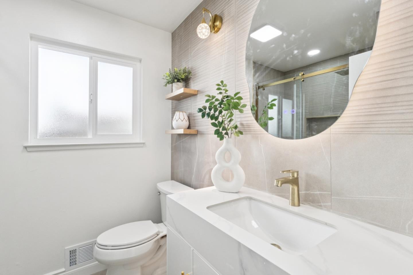 Detail Gallery Image 22 of 36 For 1061 Fairbrook Ct, San Jose,  CA 95132 - 4 Beds | 2 Baths