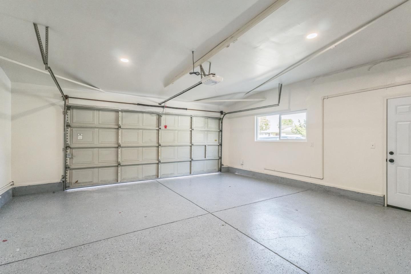 Detail Gallery Image 29 of 36 For 1061 Fairbrook Ct, San Jose,  CA 95132 - 4 Beds | 2 Baths