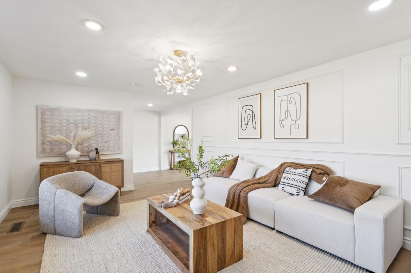 Detail Gallery Image 6 of 36 For 1061 Fairbrook Ct, San Jose,  CA 95132 - 4 Beds | 2 Baths