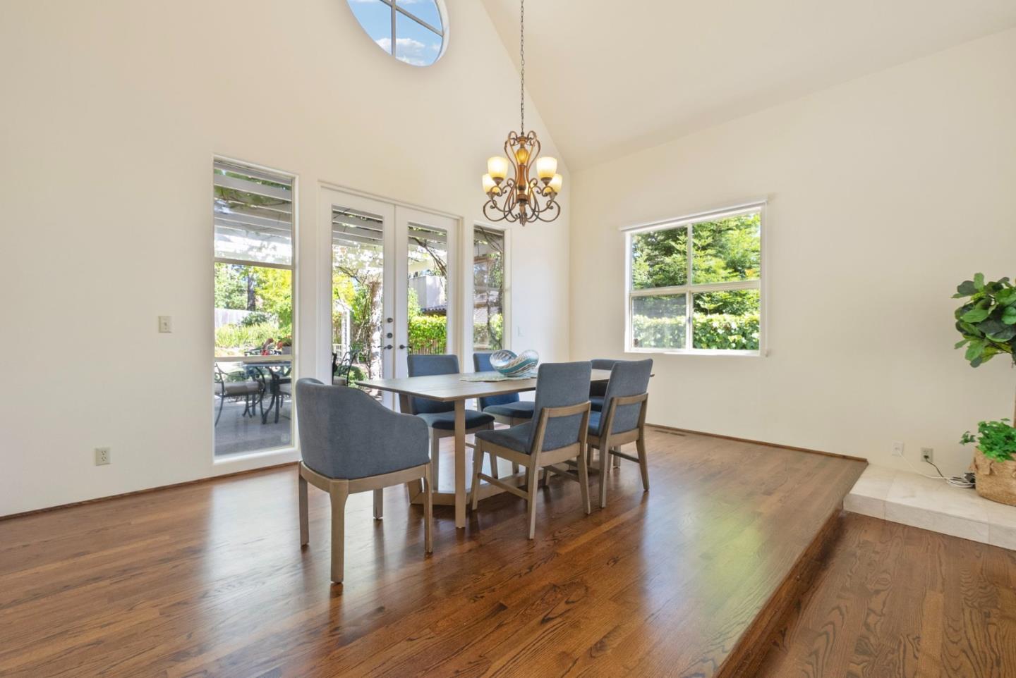 Detail Gallery Image 22 of 100 For 4071 Los Altos Dr, Pebble Beach,  CA 93953 - 3 Beds | 3/1 Baths