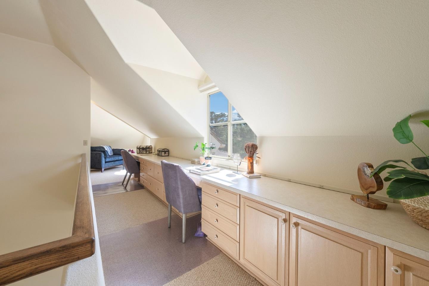Detail Gallery Image 46 of 100 For 4071 Los Altos Dr, Pebble Beach,  CA 93953 - 3 Beds | 3/1 Baths
